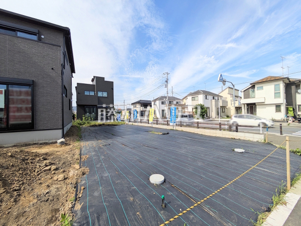 8号地 現地写真 【日野市西平山3丁目】周囲に高い建物のないエリアのため、空が大きく感じます。 8号地 現地写真 【日野市西平山3丁目】周囲に高い建物のないエリアのため、空が大きく感じます。