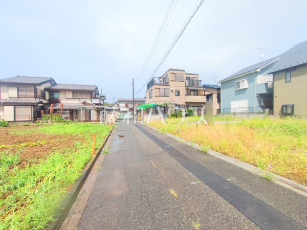 接道状況および現場風景 【志木市中宗岡5丁目】創業50年!地域密着の当社へ是非お問合せ下さい。 接道状況および現場風景 【志木市中宗岡5丁目】創業50年!地域密着の当社へ是非お問合せ下さい。