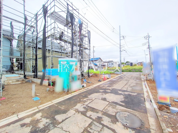 接道状況および現場風景 【志木市中宗岡5丁目】 接道状況および現場風景 【志木市中宗岡5丁目】