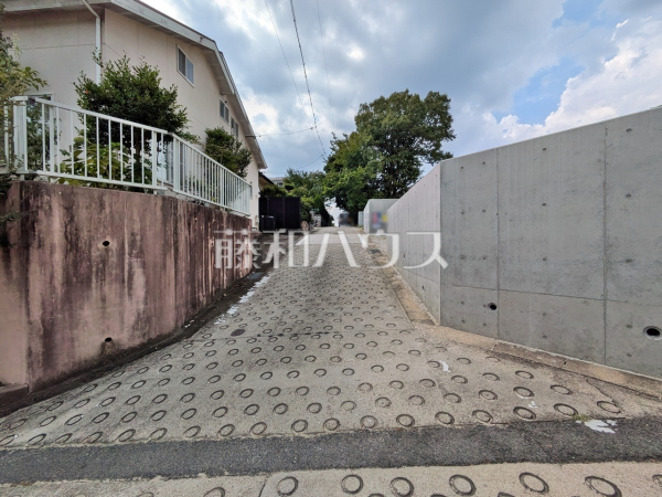 接道状況および現場風景 【名古屋市守山区翠松園3丁目】 接道状況および現場風景 【名古屋市守山区翠松園3丁目】