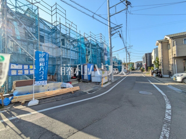 接道状況および現場風景 【東大和市芋窪4丁目】 接道状況および現場風景 【東大和市芋窪4丁目】