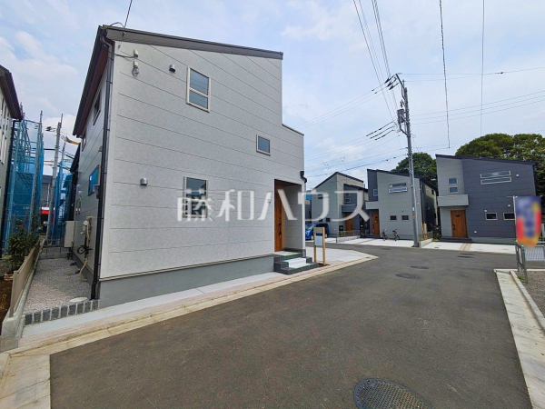 接道状況および現場風景 【東大和市芋窪4丁目】 接道状況および現場風景 【東大和市芋窪4丁目】