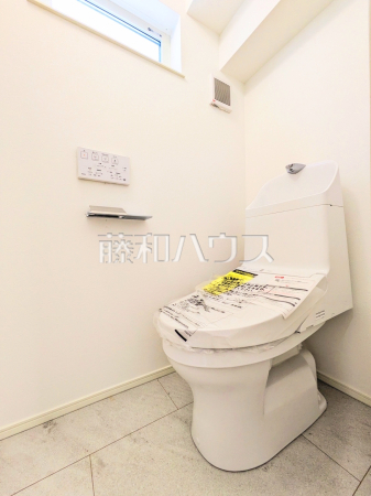 1号棟 トイレ 【世田谷区瀬田5丁目】
きれいでさわやか、ウォシュレット付きトイレ 1号棟 トイレ 【世田谷区瀬田5丁目】
きれいでさわやか、ウォシュレット付きトイレ