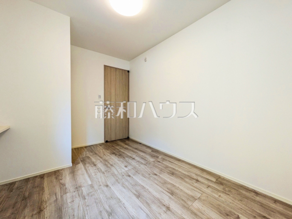 2号棟 サービスルーム 【世田谷区瀬田5丁目】 2号棟 サービスルーム 【世田谷区瀬田5丁目】