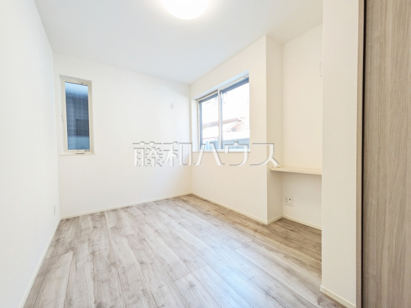 2号棟 サービスルーム 【世田谷区瀬田5丁目】 2号棟 サービスルーム 【世田谷区瀬田5丁目】