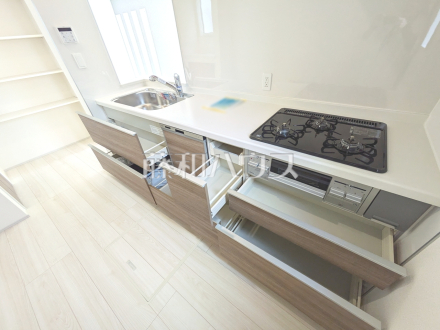 1号棟 キッチン 【日野市栄町4丁目】/撮影日2025/09/18