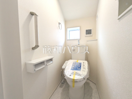 1号棟 トイレ 【日野市栄町4丁目】/撮影日2025/09/18