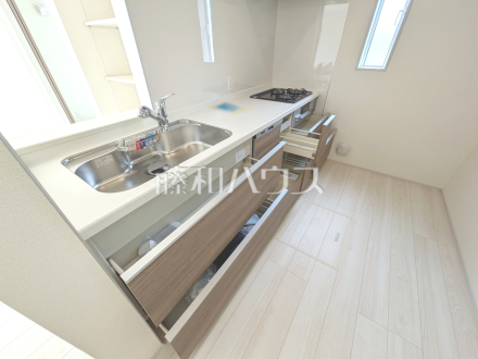 1号棟 キッチン 【日野市栄町4丁目】/撮影日2025/09/18