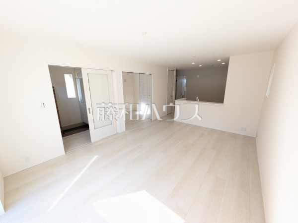 2号棟 リビング 【北名古屋市熊之庄六の坪】 2号棟 リビング 【北名古屋市熊之庄六の坪】