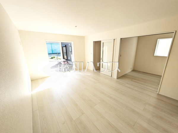 2号棟 リビング 【北名古屋市熊之庄六の坪】 2号棟 リビング 【北名古屋市熊之庄六の坪】