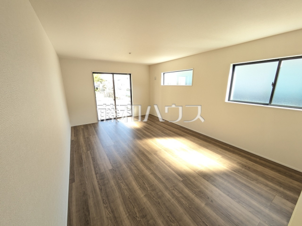 3号棟 リビング 【北名古屋市熊之庄六の坪】 3号棟 リビング 【北名古屋市熊之庄六の坪】