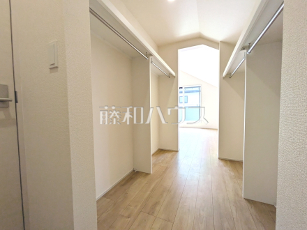 2号棟 ウォークインクローゼット 【日野市栄町4丁目】/撮影日2025/09/18