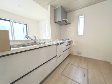 2号棟 キッチン 【日野市栄町4丁目】/撮影日2025/09/18