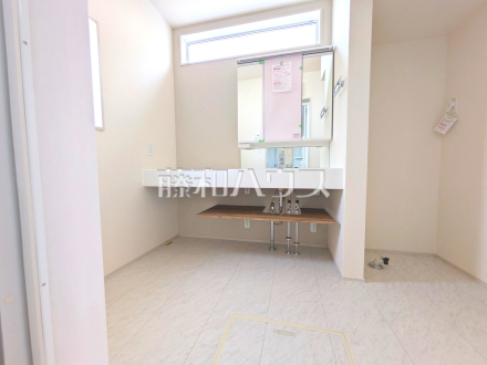 2号棟 洗面室(オープンサニタリー) 【日野市栄町4丁目】/撮影日2025/09/18