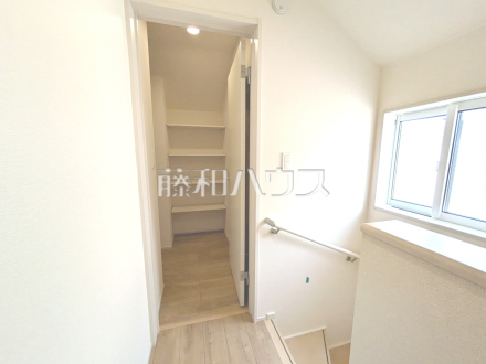 2号棟 ウォークインクローゼット 【日野市栄町4丁目】/撮影日2025/09/18