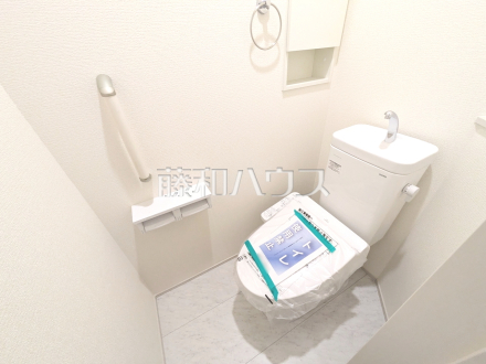 2号棟 トイレ 【日野市栄町4丁目】/撮影日2025/09/18