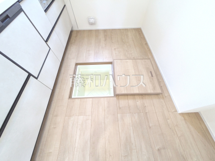 2号棟 床下収納 【日野市栄町4丁目】/撮影日2025/09/18