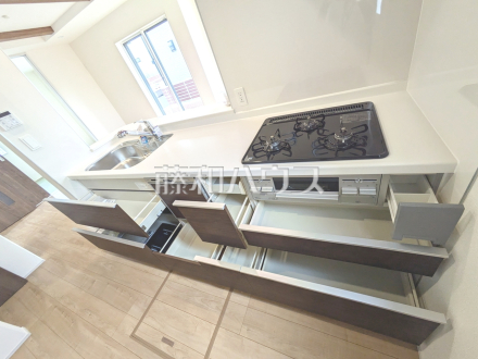 3号棟 キッチン 【日野市栄町4丁目】/撮影日2025/09/18