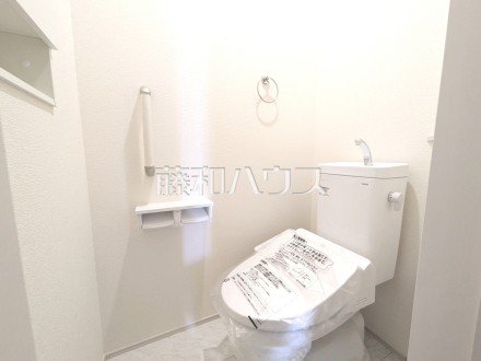 3号棟 トイレ 【日野市栄町4丁目】/撮影日2025/09/18