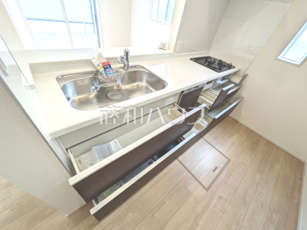 3号棟 キッチン 【日野市栄町4丁目】/撮影日2025/09/18