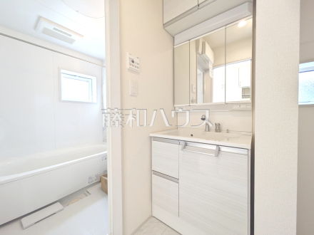 5号棟 洗面室 【日野市栄町4丁目】/撮影日2025/09/18