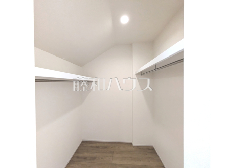 5号棟 ウォークインクローゼット 【日野市栄町4丁目】/撮影日2025/09/18