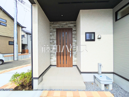 6号棟 玄関 【日野市栄町4丁目】/撮影日2025/10/03