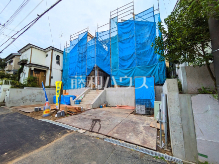 ■現場風景■ 誠心誠意、建築中!物件の内部構造などは今しか見ることができません。是非ご見学のお問合せをお待ちしております!【日野市程久保2丁目】/撮影日2025/10/18