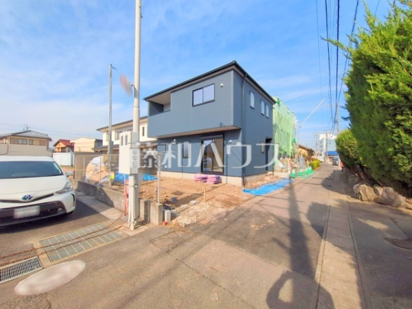 接道状況および現場風景 【小牧市大字小牧原新田】 接道状況および現場風景 【小牧市大字小牧原新田】