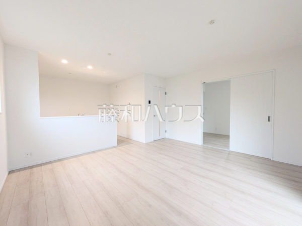 C号棟 リビング 【八王子市狭間町】 C号棟 リビング 【八王子市狭間町】