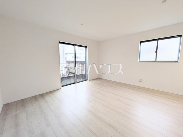 B号棟 リビング 【八王子市狭間町】 B号棟 リビング 【八王子市狭間町】