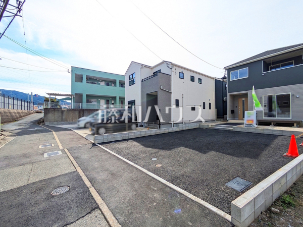 接道状況および現場風景 【福岡市早良区重留1丁目】 接道状況および現場風景 【福岡市早良区重留1丁目】