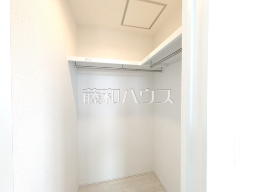 ウォークインクローゼット 【福岡市早良区野芥6丁目】