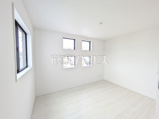 居室 【福岡市早良区野芥6丁目】