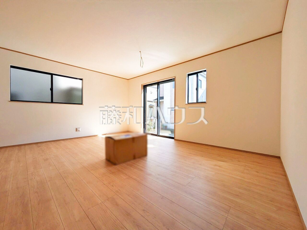 リビング 【新座市石神2丁目】 リビング 【新座市石神2丁目】