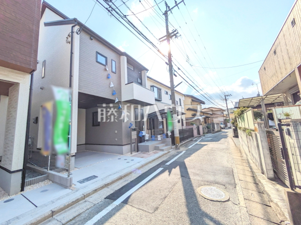 接道状況および現場風景 【福岡市早良区飯倉3丁目】 接道状況および現場風景 【福岡市早良区飯倉3丁目】