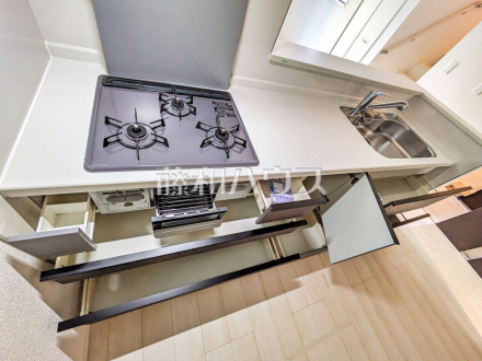 キッチン収納 【東久留米市中央町3丁目】/撮影日2026/01/15