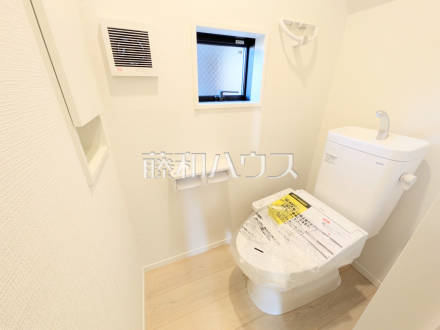 1号棟 トイレ 【春日井市妙慶町2丁目】/撮影日2025/10/23