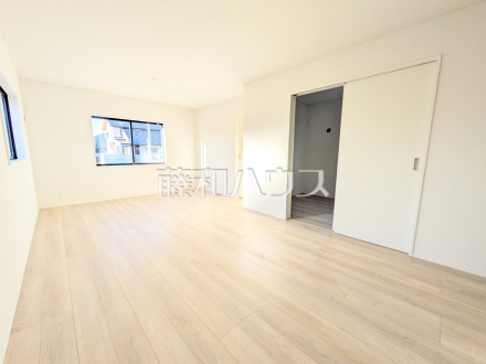 1号棟 リビング 【春日井市妙慶町2丁目】/撮影日2025/10/23