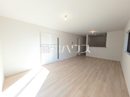 3号棟 リビング 【春日井市妙慶町2丁目】/撮影日2025/10/13