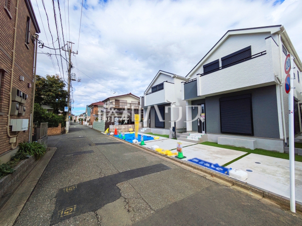 接道状況および現場風景 【東大和市向原2丁目】 接道状況および現場風景 【東大和市向原2丁目】