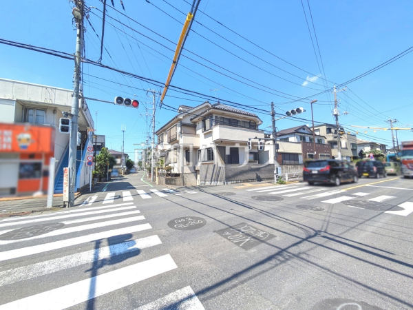 接道状況および現場風景 【東村山市青葉町2丁目】 接道状況および現場風景 【東村山市青葉町2丁目】