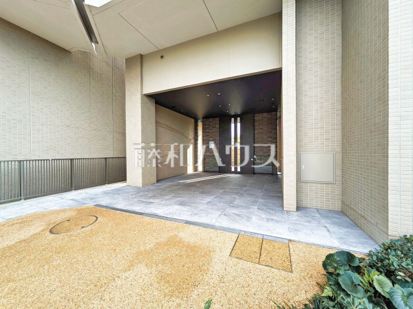 エントランス 【プレミスト昭島モリパークレジデンス】 エントランス 【プレミスト昭島モリパークレジデンス】