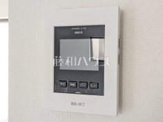 TVモニター付きインターホン 【富士見市上沢3丁目】訪問者がわかるTVモニター付インターホンは、お子様のお留守番にも活躍するかも?! TVモニター付きインターホン 【富士見市上沢3丁目】訪問者がわかるTVモニター付インターホンは、お子様のお留守番にも活躍するかも?!