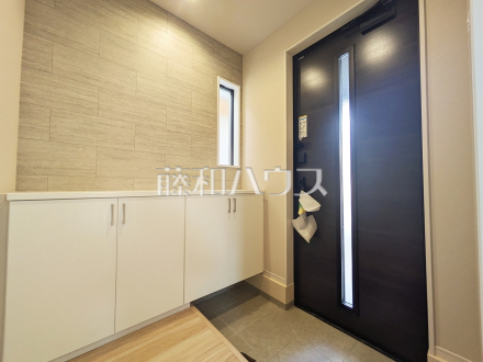 玄関 【福岡市西区石丸3丁目】/撮影日2025/11/01