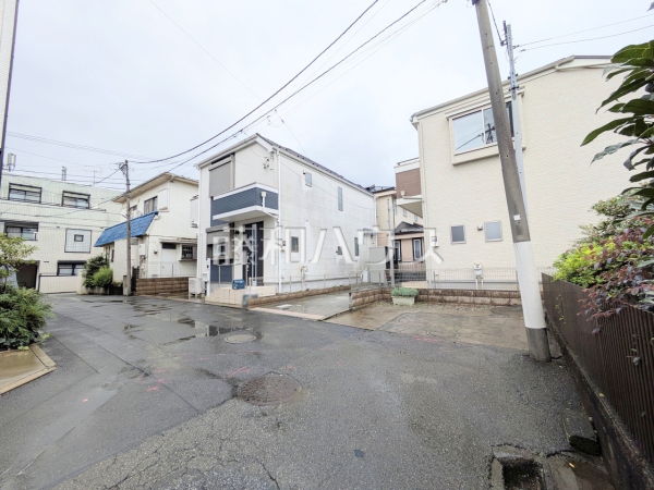 接道状況および現場風景 【西東京市住吉町1丁目】 接道状況および現場風景 【西東京市住吉町1丁目】
