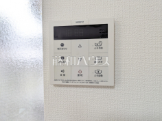 浴室給湯リモコン 【西東京市住吉町1丁目】追焚き機能付きなので、生活時間の違う家族に便利です。 浴室給湯リモコン 【西東京市住吉町1丁目】追焚き機能付きなので、生活時間の違う家族に便利です。