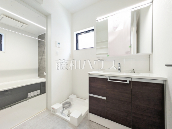 11号棟 洗面室 【志木市柏町5丁目】 11号棟 洗面室 【志木市柏町5丁目】