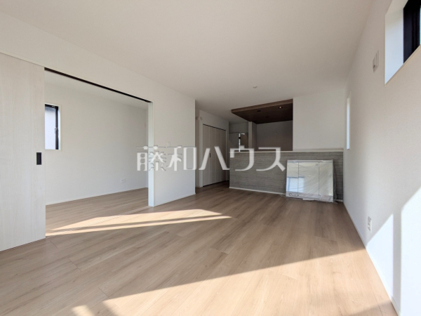 4号棟 リビング 【東村山市秋津町2丁目】 4号棟 リビング 【東村山市秋津町2丁目】