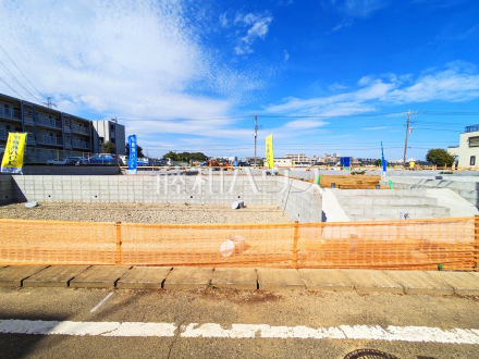 13号地 現地写真 【日野市平山4丁目】見学はしたいけど、なかなか時間が取れない・・・そんな方に出勤前や仕事終わりにマイホームを見学できるサポートをいたします。/撮影日2025/10/18